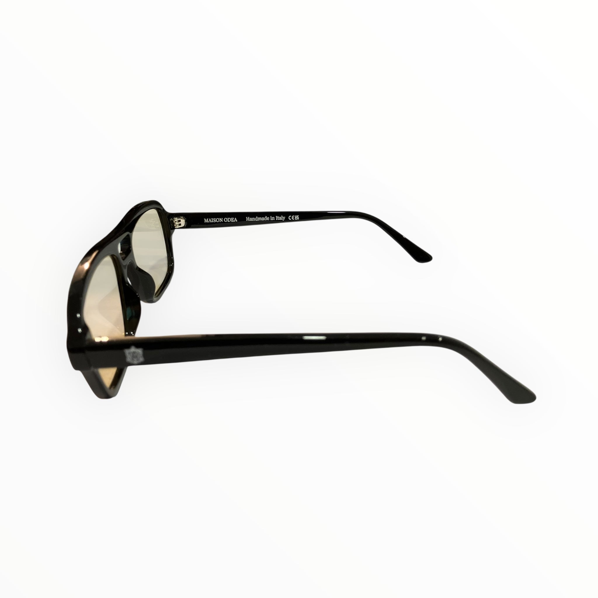 Mayfair Gentleman- Yellow lenses/Black Frame