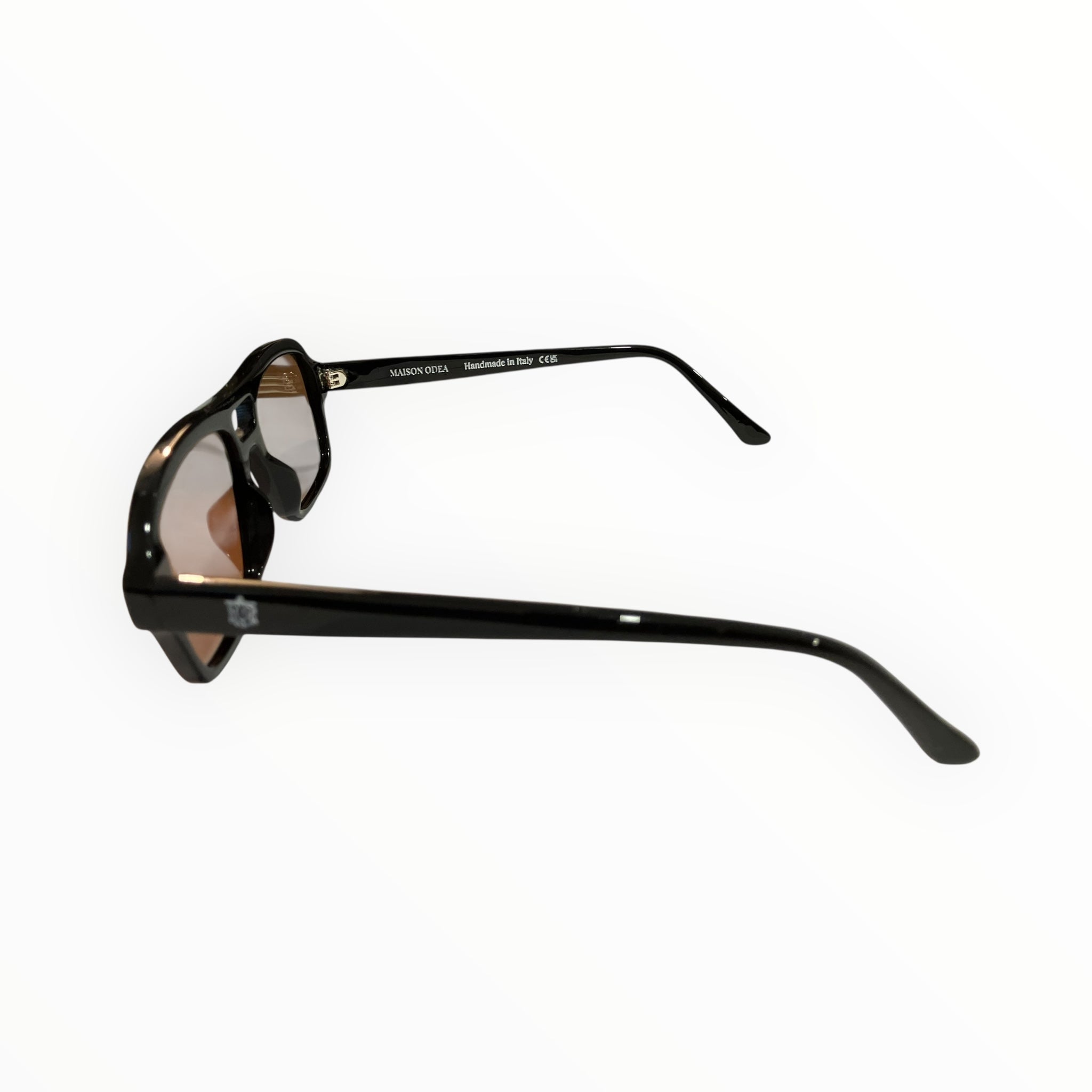 Mayfair Gentleman- Brown lenses/Black Frame